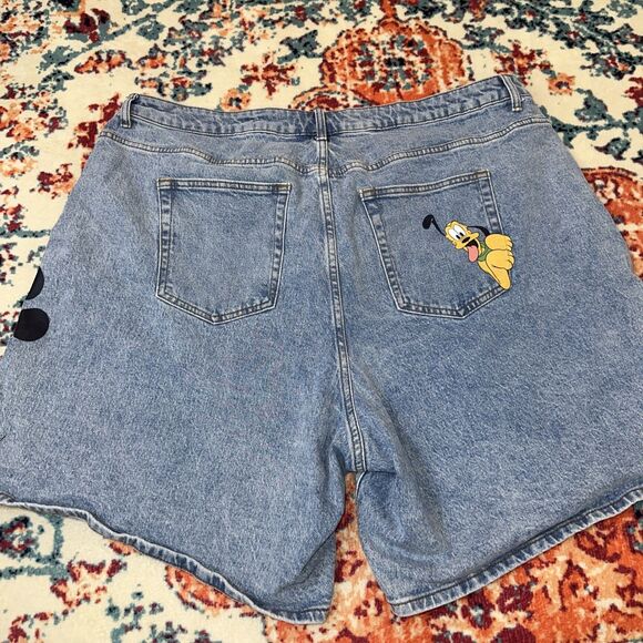NWT DISNEY PLUS SIZE 22 PLUTO & MICKEY MOUSE DENIM SHORTS - Picture 6 of 6